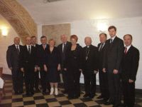 Rajono merė su kadenciją baigusiu Prezidentu V. Adamkumi, apskrities viršininke O. Balželkiene ir Kauno apskrities merais